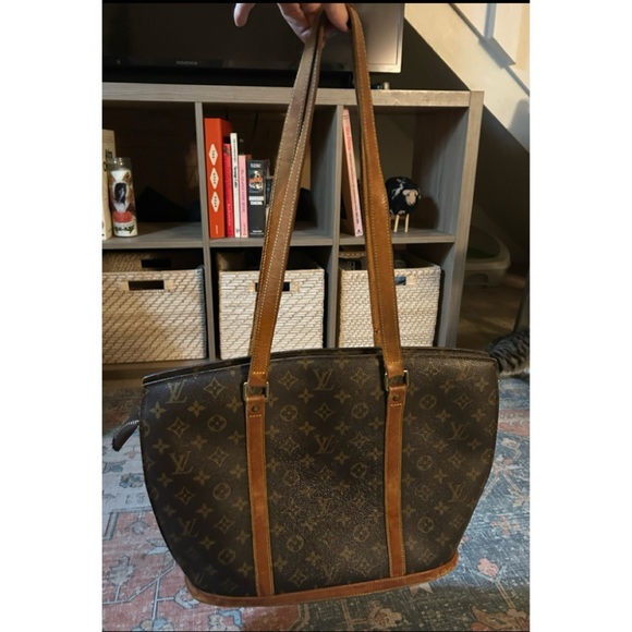LOUIS VUITTON Babylone Monogram Zip Tote Shoulder Bag - Picture 4 of 16